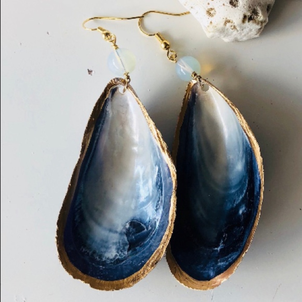 Mussel Earrings